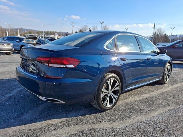 2021 Volkswagen Passat 2.0T SE