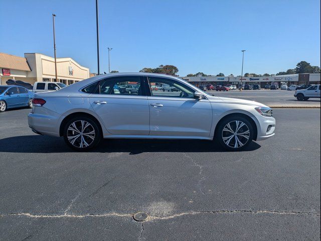 2021 Volkswagen Passat 2.0T SE