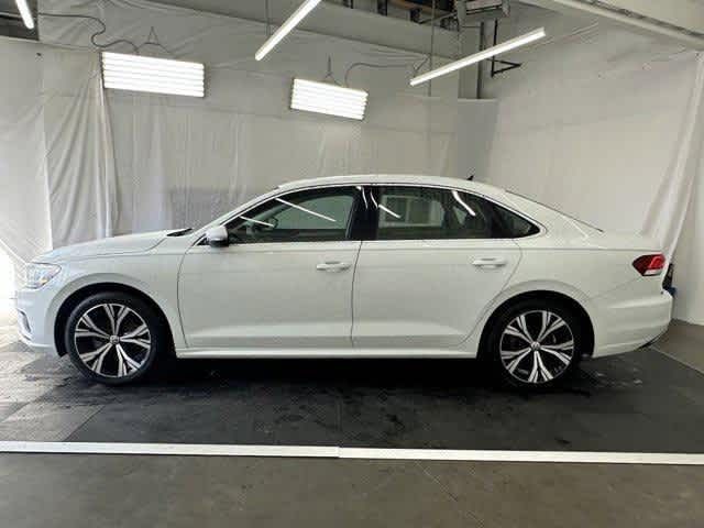 2021 Volkswagen Passat 2.0T SE