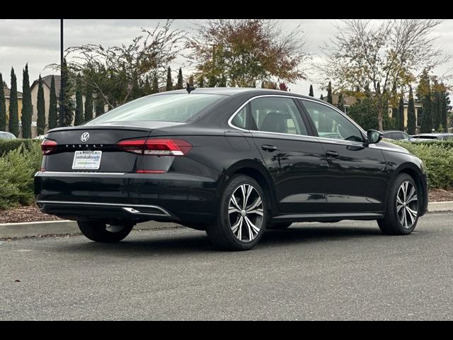 2021 Volkswagen Passat 2.0T SE