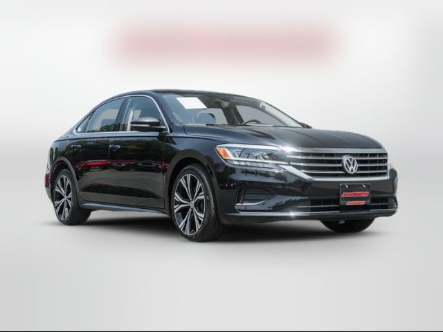 2021 Volkswagen Passat 2.0T SE