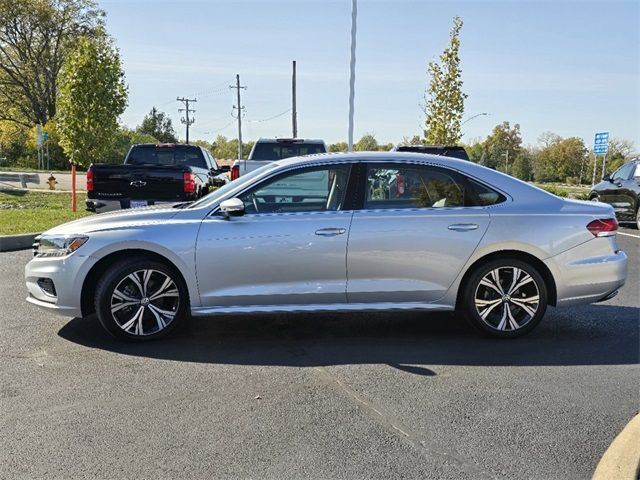 2021 Volkswagen Passat 2.0T SE