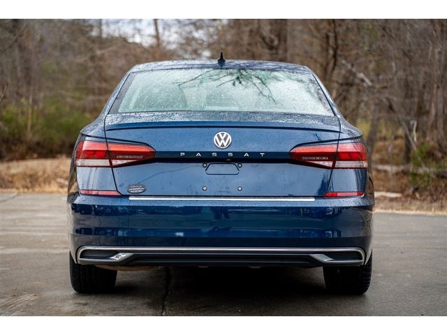 2021 Volkswagen Passat 2.0T SE