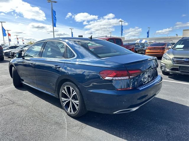 2021 Volkswagen Passat 2.0T SE