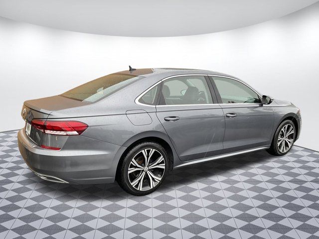 2021 Volkswagen Passat 2.0T SE