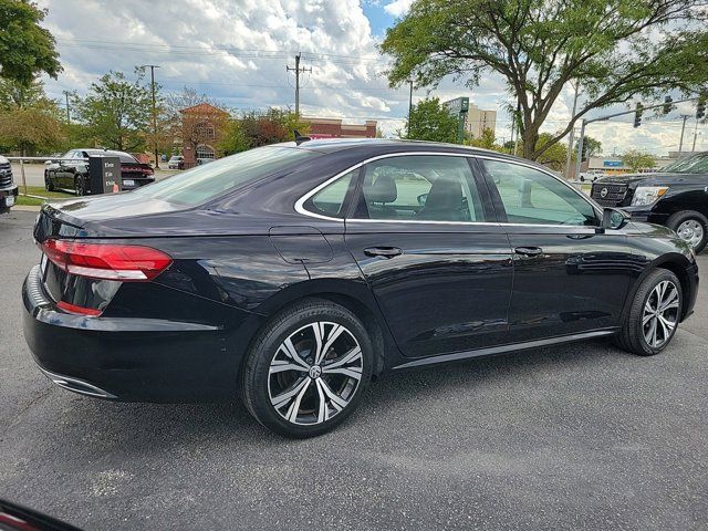 2021 Volkswagen Passat 2.0T SE