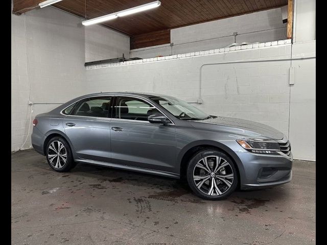 2021 Volkswagen Passat 2.0T SE