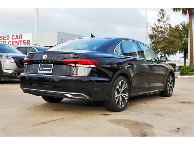 2021 Volkswagen Passat 2.0T SE