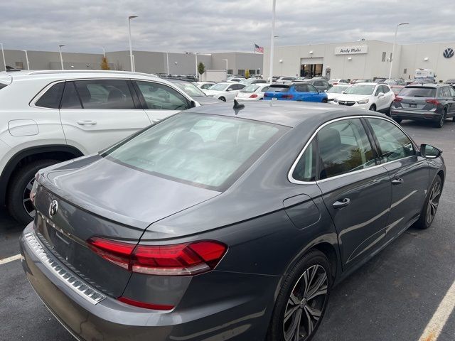 2021 Volkswagen Passat 2.0T SE