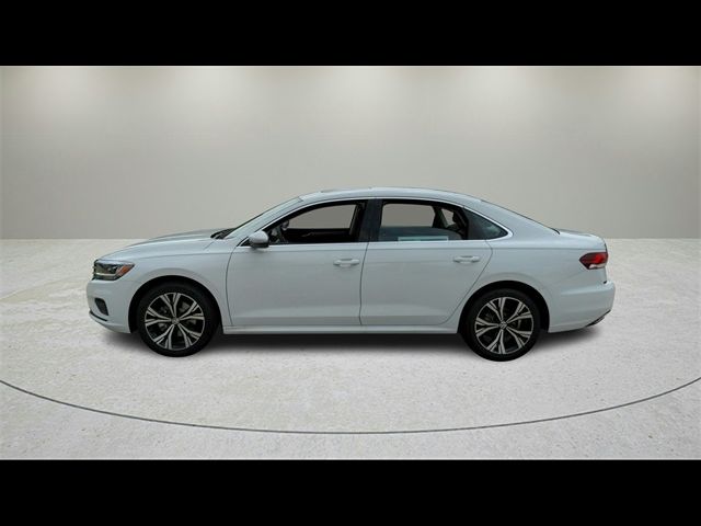 2021 Volkswagen Passat 2.0T SE