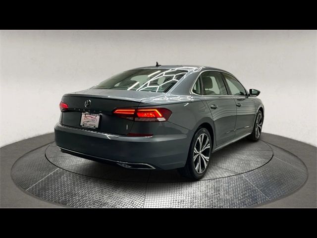 2021 Volkswagen Passat 2.0T SE