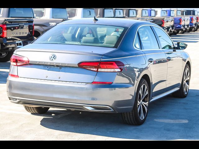 2021 Volkswagen Passat 2.0T SE