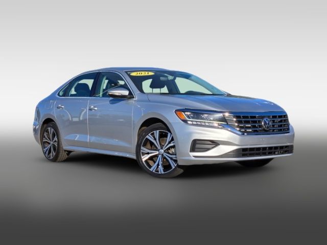 2021 Volkswagen Passat 2.0T SE