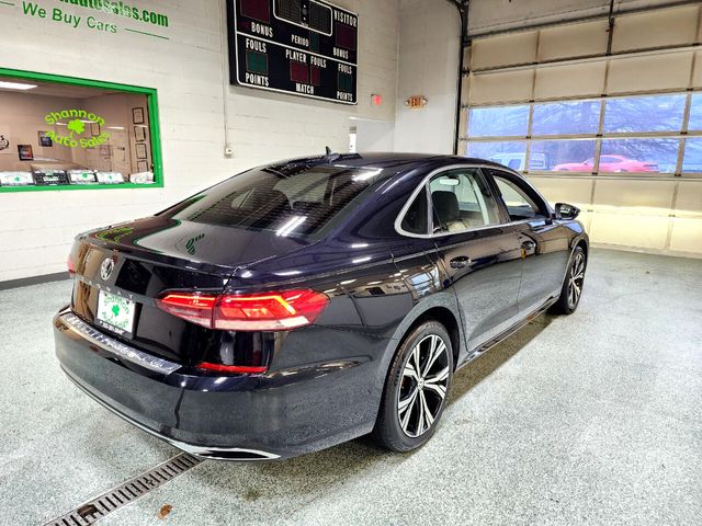 2021 Volkswagen Passat 2.0T SE