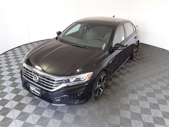 2021 Volkswagen Passat 2.0T R-Line