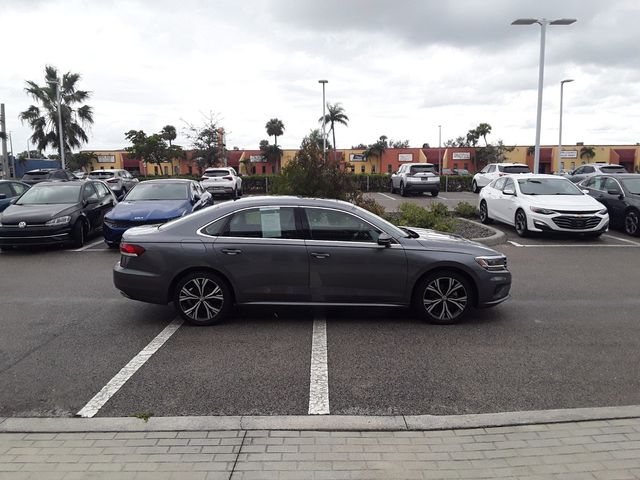 2021 Volkswagen Passat 2.0T SE