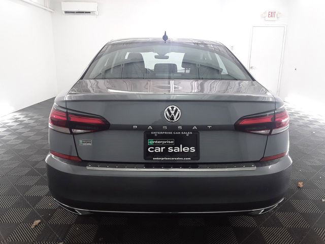 2021 Volkswagen Passat 2.0T SE