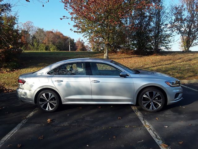 2021 Volkswagen Passat 2.0T SE