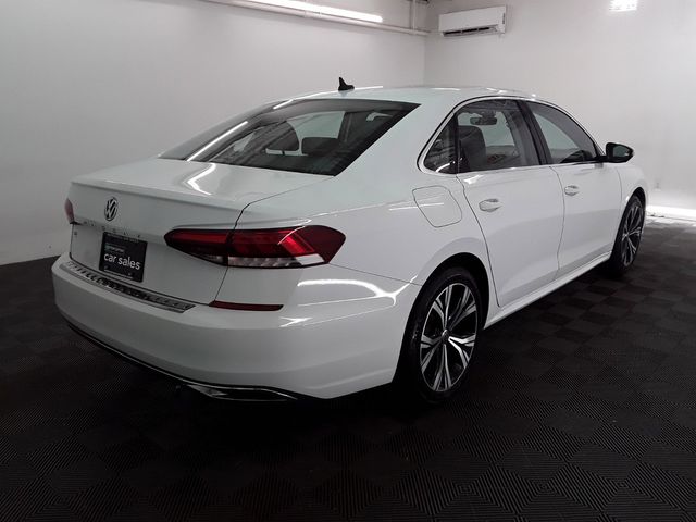 2021 Volkswagen Passat 2.0T SE