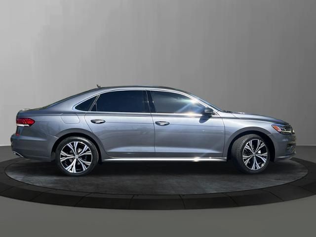 2021 Volkswagen Passat 2.0T SE