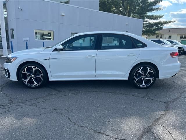 2021 Volkswagen Passat 2.0T R-Line