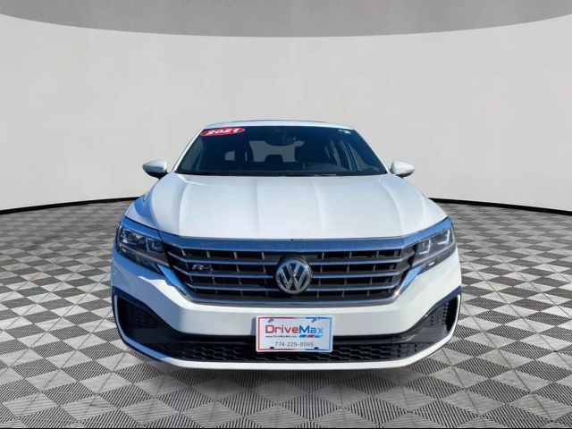 2021 Volkswagen Passat 2.0T R-Line