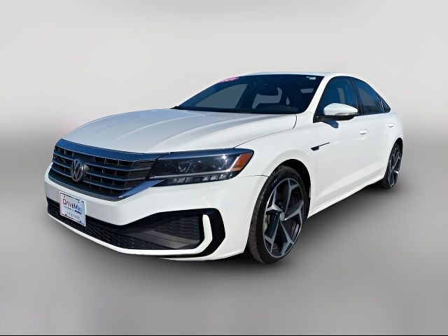 2021 Volkswagen Passat 2.0T R-Line