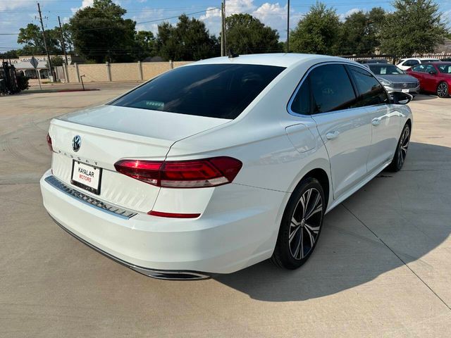 2021 Volkswagen Passat 2.0T SE