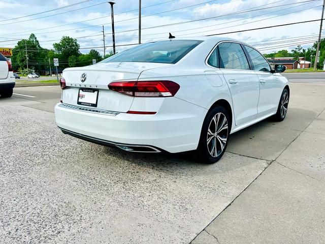 2021 Volkswagen Passat 2.0T SE