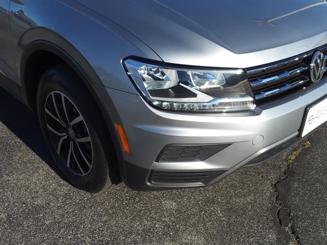 2021 Volkswagen Tiguan SE R-Line Black