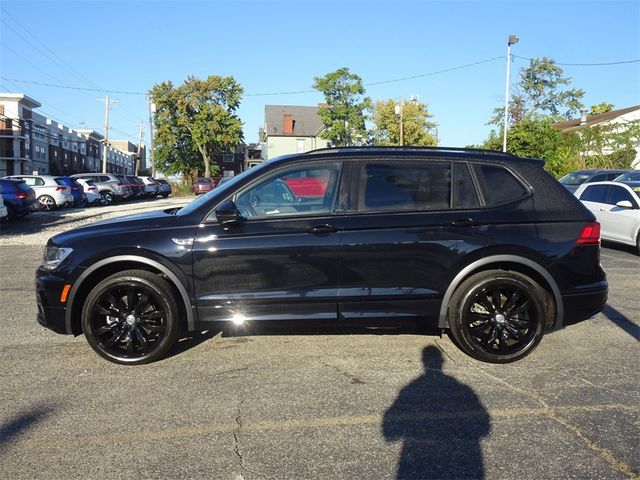 2021 Volkswagen Tiguan SE R-Line Black