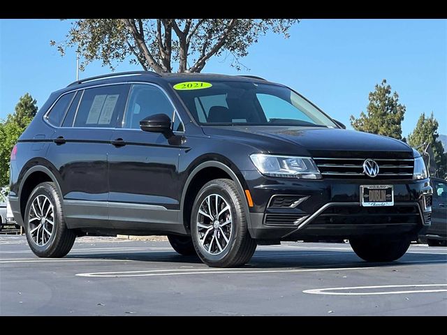 2021 Volkswagen Tiguan SE R-Line Black