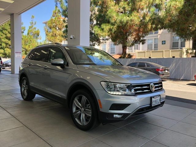 2021 Volkswagen Tiguan SE R-Line Black