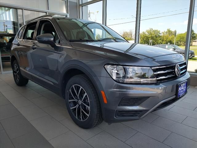 2021 Volkswagen Tiguan SE