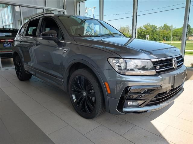 2021 Volkswagen Tiguan SE R-Line Black