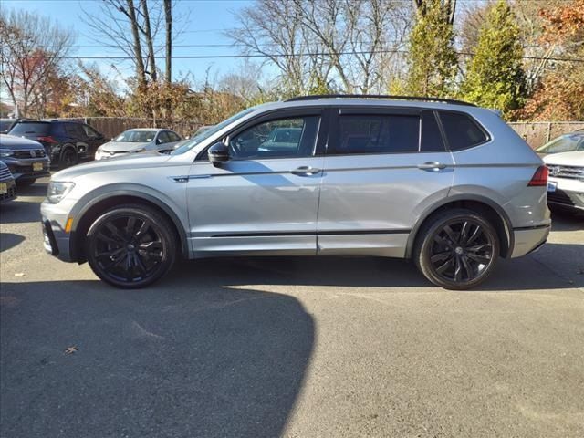 2021 Volkswagen Tiguan SE R-Line Black