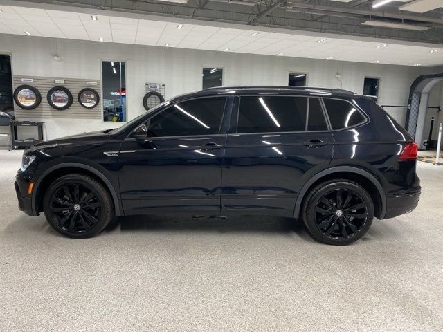 2021 Volkswagen Tiguan SE R-Line Black