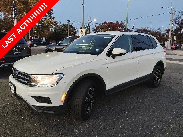 2021 Volkswagen Tiguan SE R-Line Black