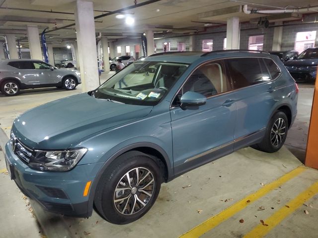 2021 Volkswagen Tiguan SE R-Line Black