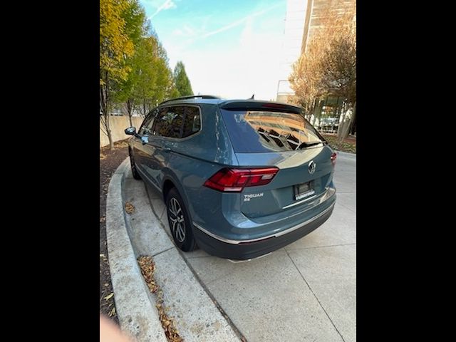 2021 Volkswagen Tiguan SE R-Line Black