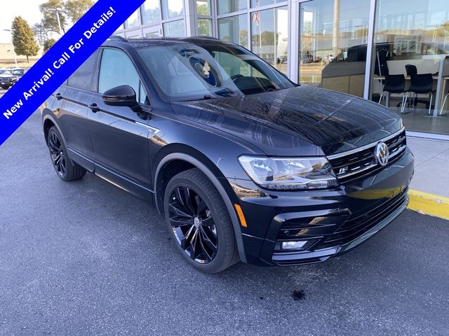 2021 Volkswagen Tiguan SE R-Line Black