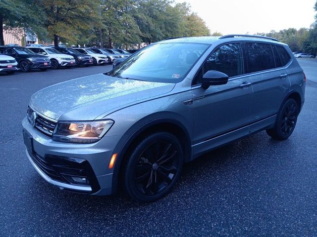 2021 Volkswagen Tiguan SE R-Line Black