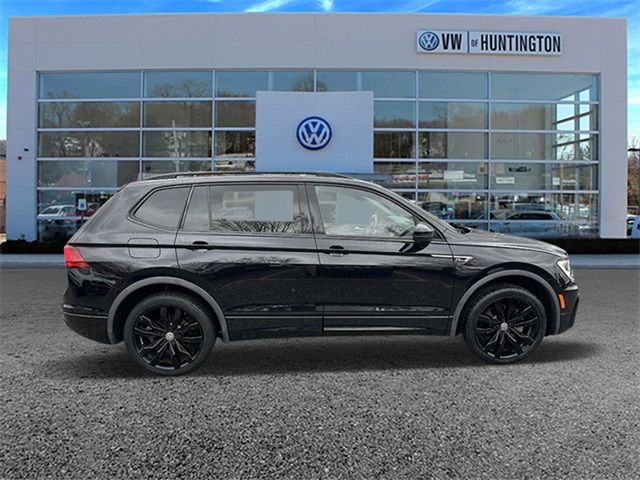 2021 Volkswagen Tiguan SE R-Line Black