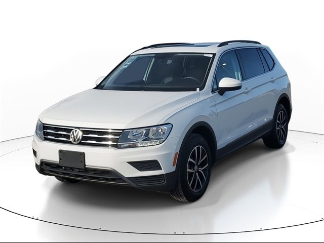 2021 Volkswagen Tiguan SE R-Line Black