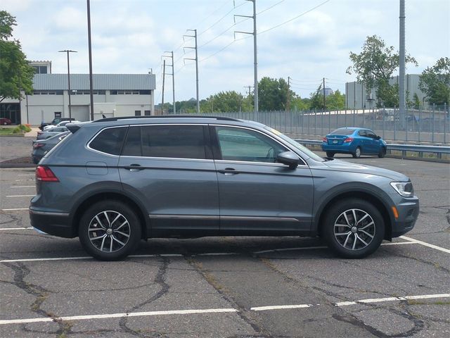 2021 Volkswagen Tiguan SE R-Line Black