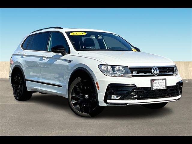 2021 Volkswagen Tiguan SE R-Line Black