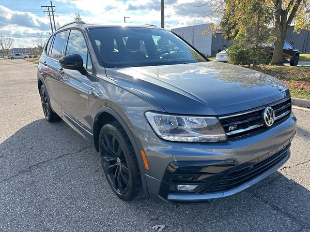 2021 Volkswagen Tiguan SE R-Line Black