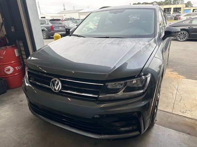 2021 Volkswagen Tiguan SE R-Line Black