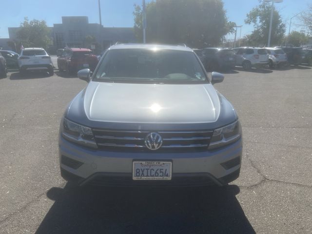 2021 Volkswagen Tiguan SE R-Line Black