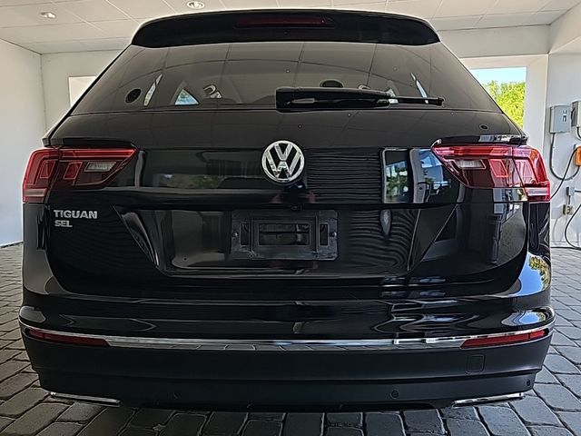 2021 Volkswagen Tiguan SE R-Line Black